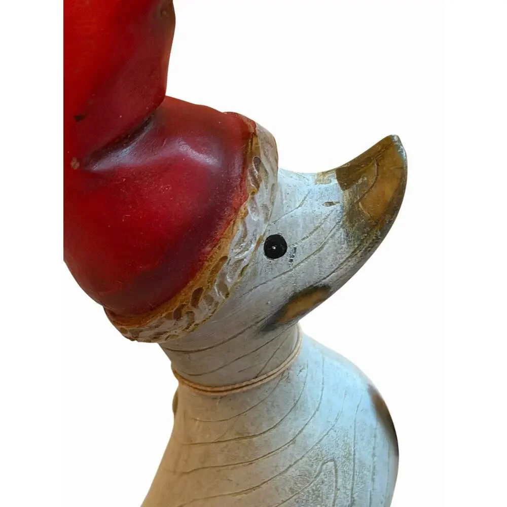 New Christmas Goose Figurine TII Collections Holding “Hug Me” Sign Country 3700